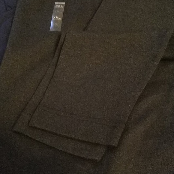 Van Heusen Never Tuck - Picture 7 of 7